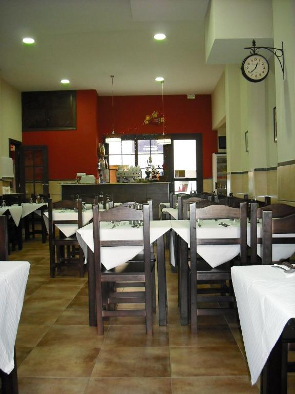 Hostal Carlos I ลาลิเนียเดลากอนเซ็ปซีออน ภายนอก รูปภาพ