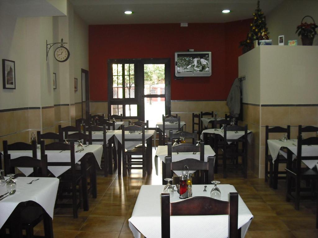 Hostal Carlos I ลาลิเนียเดลากอนเซ็ปซีออน ภายนอก รูปภาพ