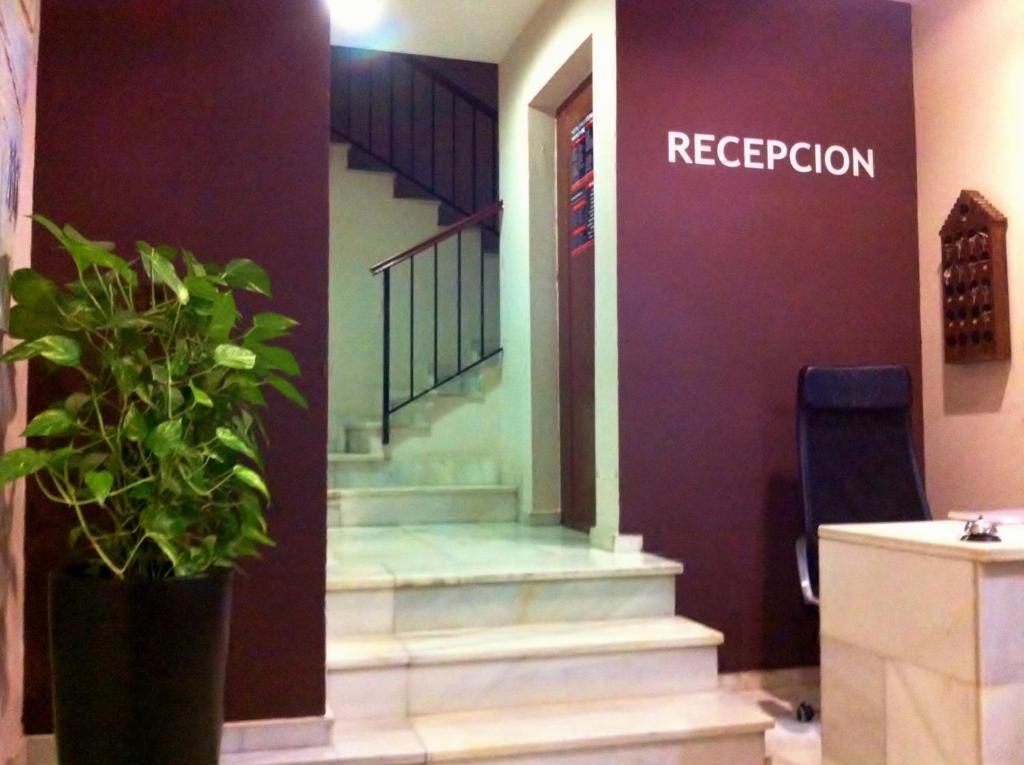 Hostal Carlos I ลาลิเนียเดลากอนเซ็ปซีออน ภายนอก รูปภาพ